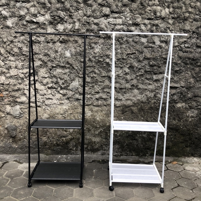 TRIANGLE STAND HANGER