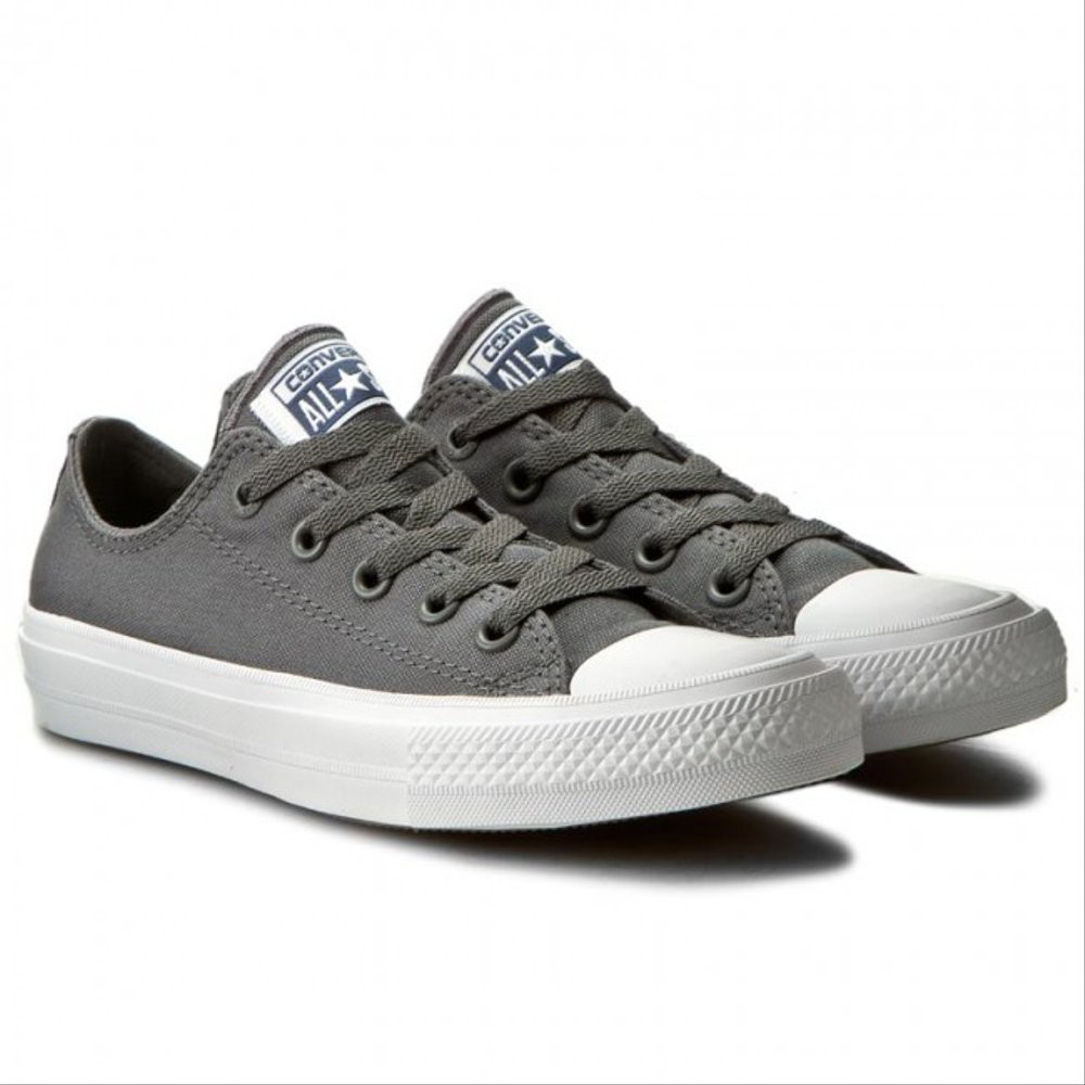  Sepatu  Sekolah  Converse All  Star  CT Chuck Taylor II 2 