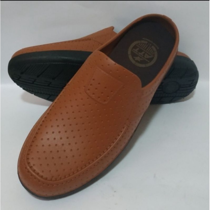 sepatu Selop Karet Pria S39-43 ATT Coklat Muda Sandal Sepatu Slip On pria