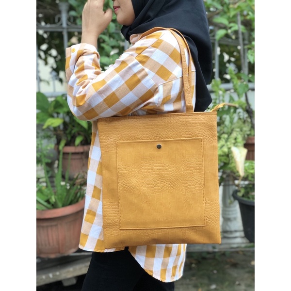 Tote Bag bahan kulit