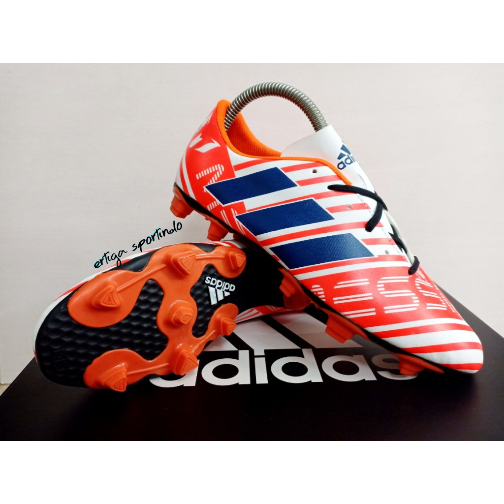 Sepatu Bola Adidas Nemesiz // Sepatu Bola Murah