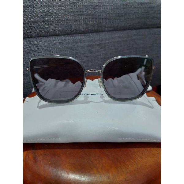 Gentle Monster sunnies Preloved Original