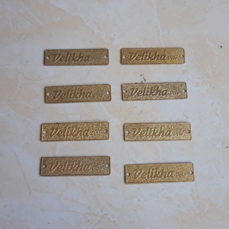 

custom plat label merk sendiri