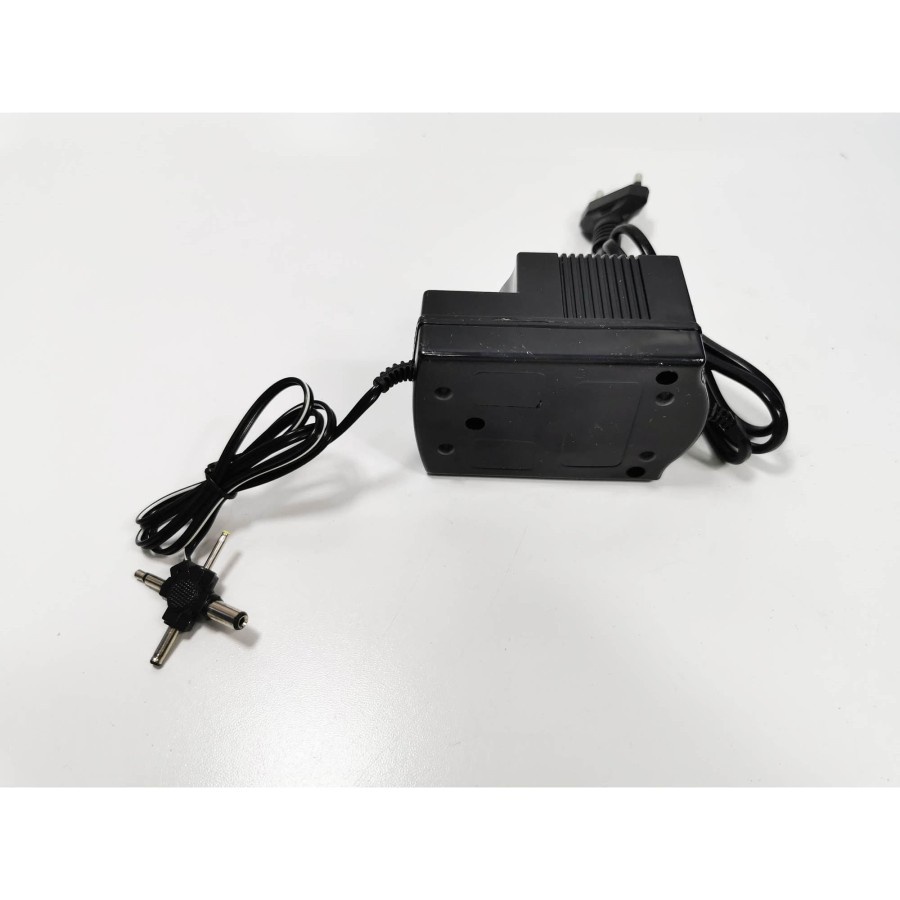 Adaptor Charger PSU Universal 12V 9V 6V 4,5V 3V 1,5V