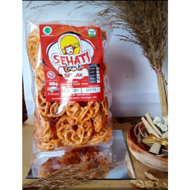 

kerupuk seblak sehati