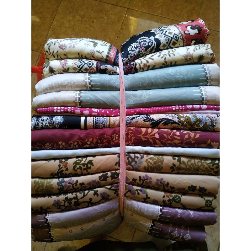Kain satin silk kiloan lebar 1.15 motif terbaru termurah terlaris (bisa cod)