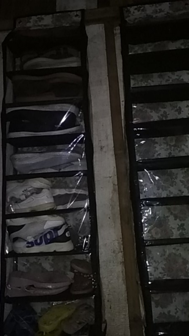 Promo Tempat Sepatu 8 Bunga Beli 1 Gratis 1