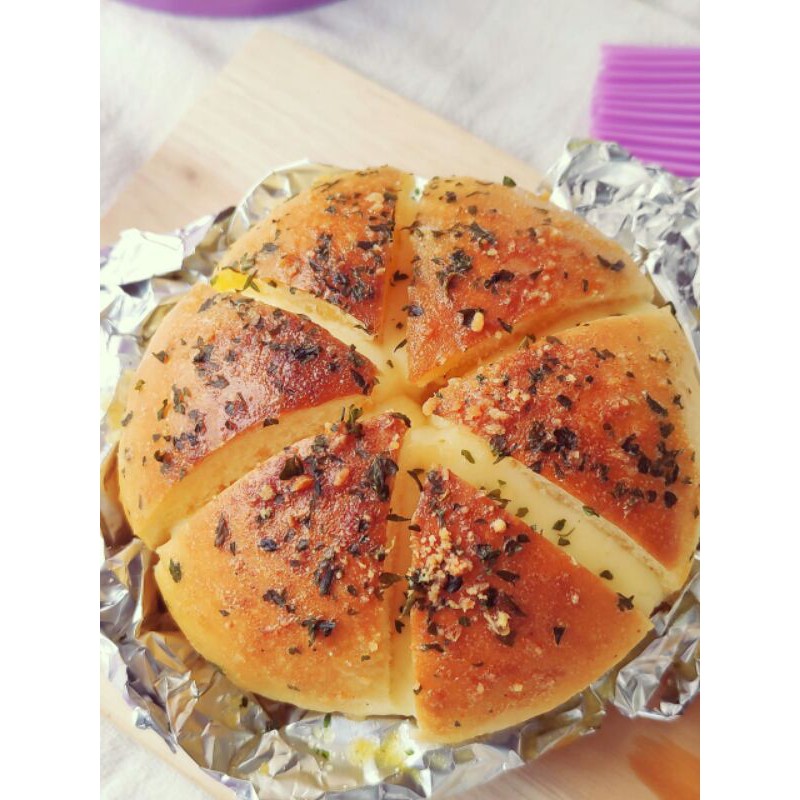 

Korean Cream Chesse Garlic Bread