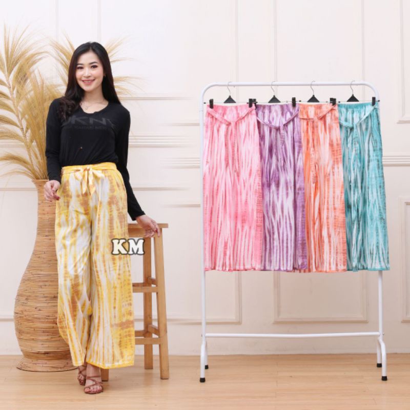 Celana Kulot Santai Material Kain Bahan Kaos Motif Pelangi Tiedye Jumputan Bali Tali Depan