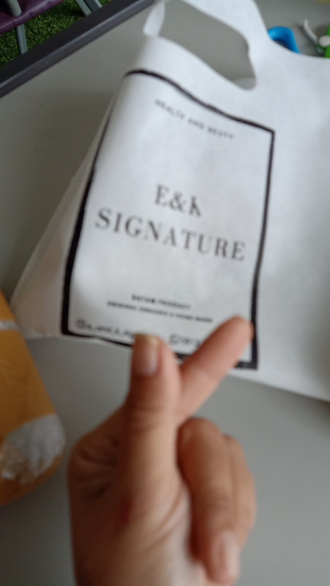 Benang Raja Hem Batik Anak Lengan Pendek Motif Daun Gugur