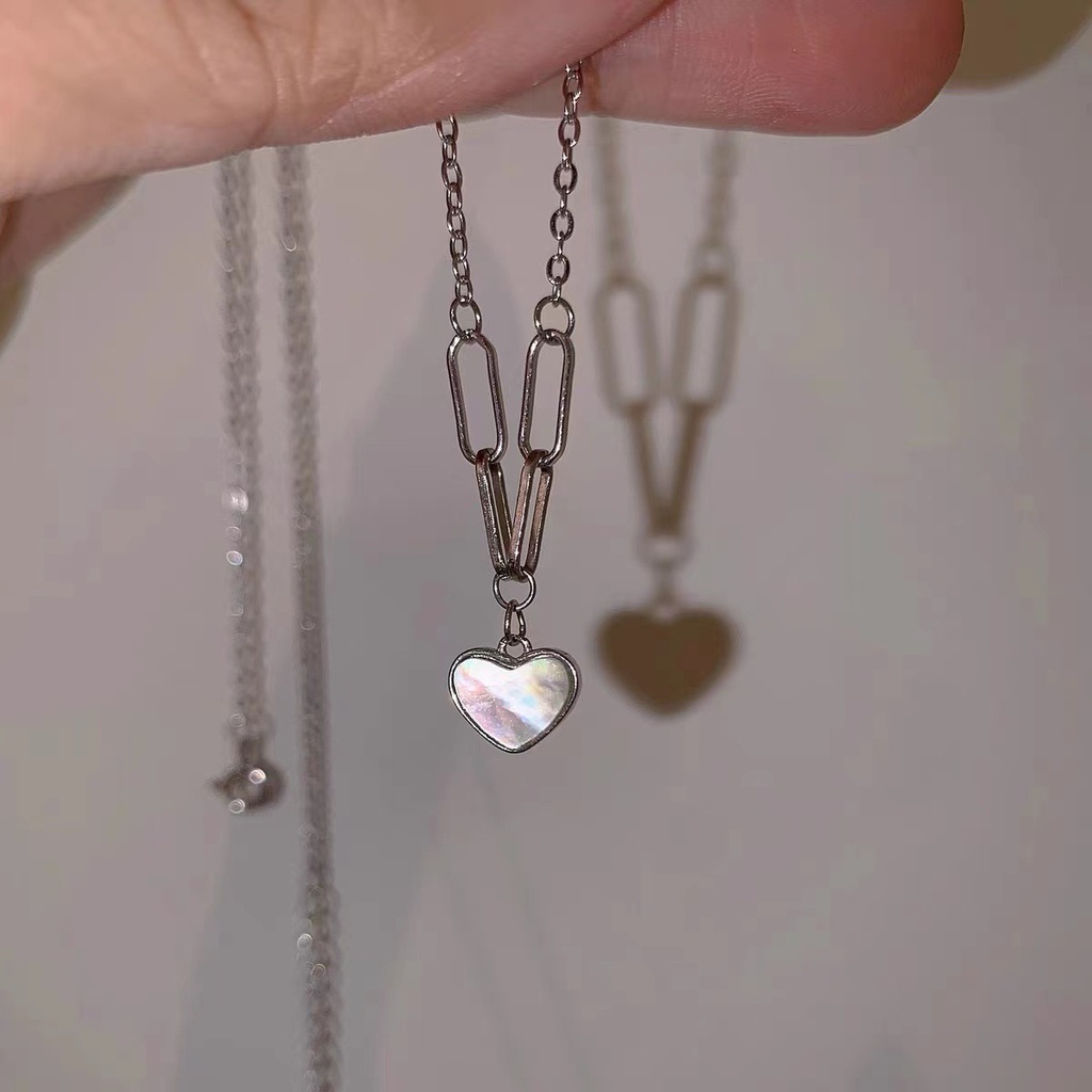 Kalung Rantai Klavikula Desain Hati Warna Silver Gaya Korea Untuk Wanita