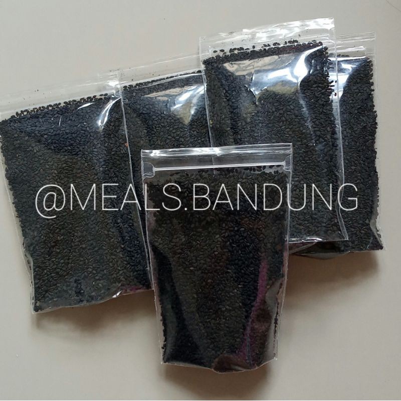 

Black Sesame Seed 100gr (Wijen Hitam)