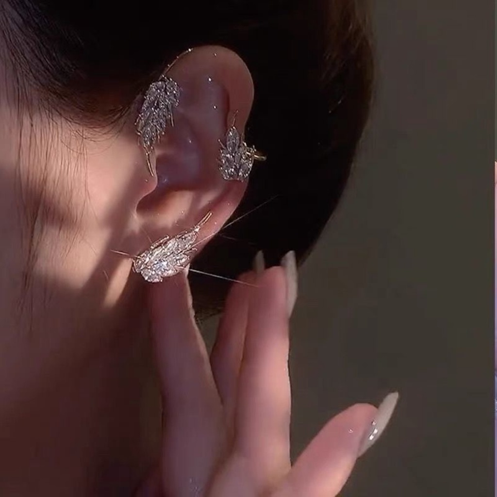 Hu Hu Hu Hu Hu Alat Bantu Pasang Kacamata♡ 1pc Anting Klip Tanpa Tindik Desain Daun Berkilau Untuk Wanita