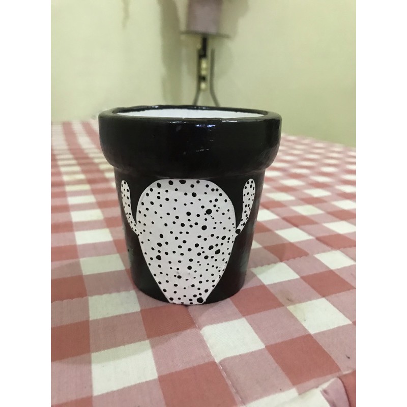 

pot lukis