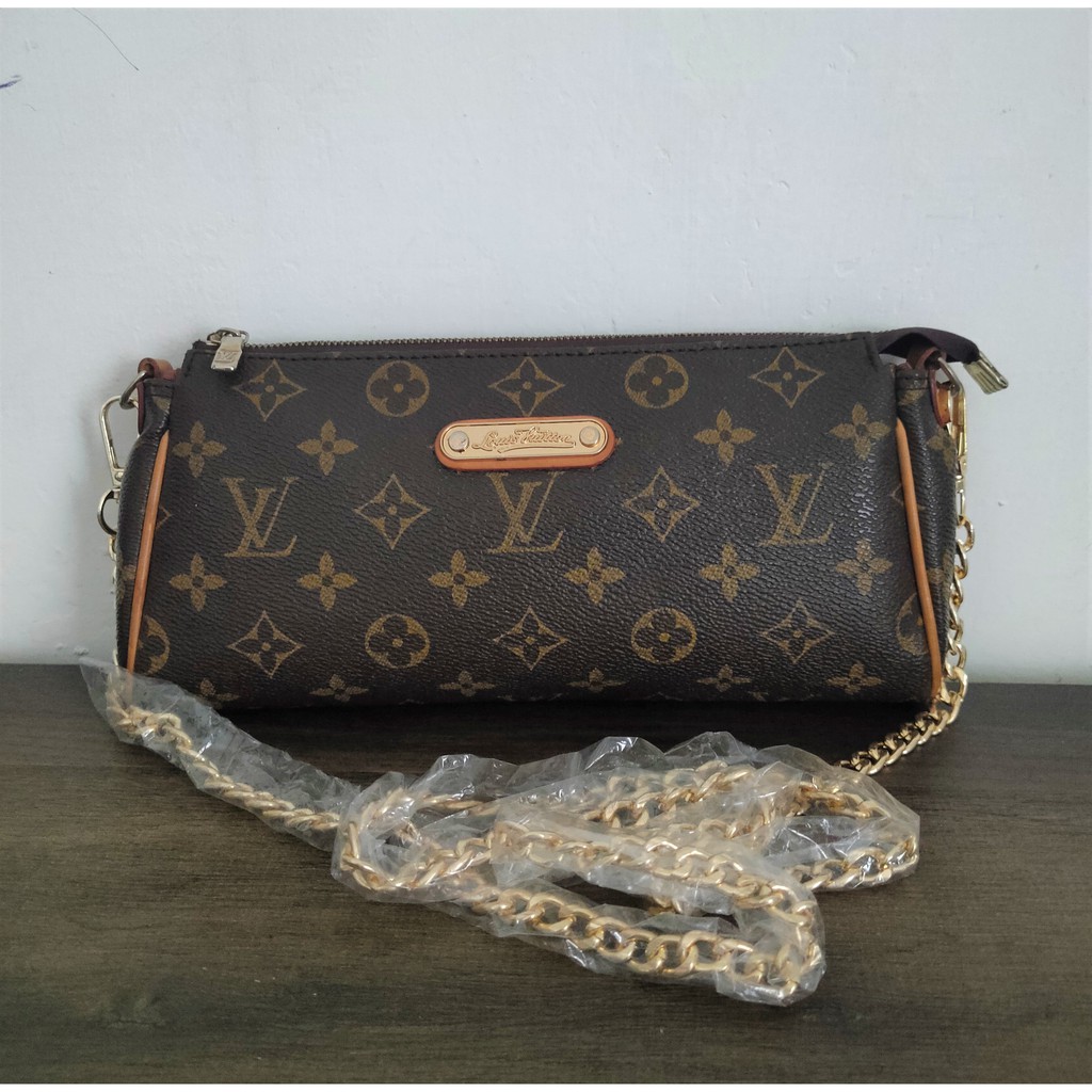 SALE Preloved Sling Bag LV