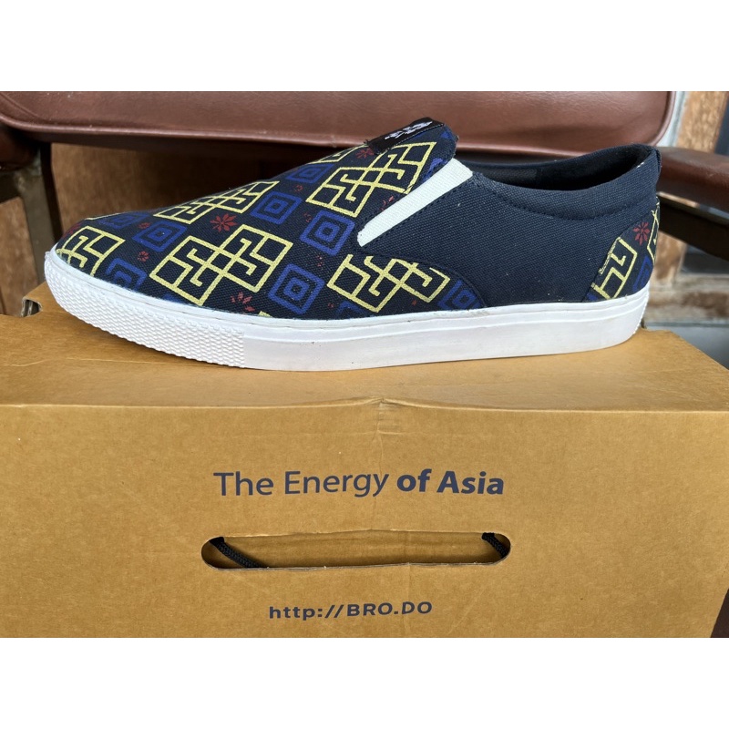 Sepatu Sneaker slip on Pria Wanita BRODO Original
