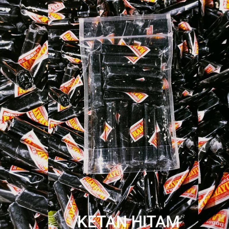 

Dodol garut fresh ketan hitam 1kg garansi termurah &enak oleh" khas garut yg manis&legit