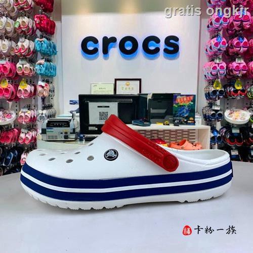 who sells crocs sandals near me