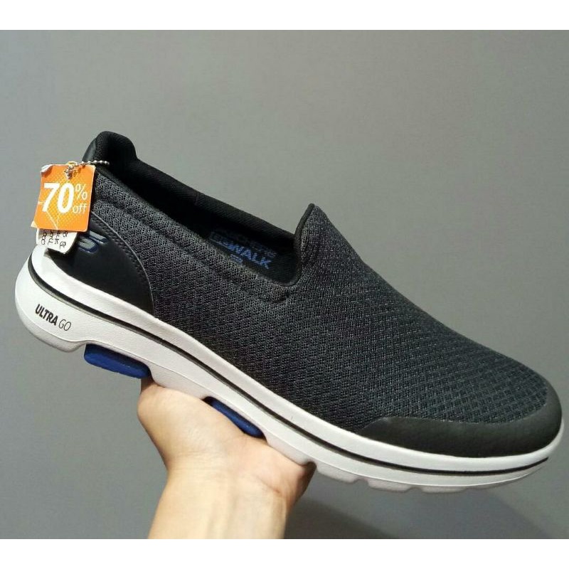 Skechers Go Walk 5-Sparrow Slip On Mens SIZE 43.5 ONLY