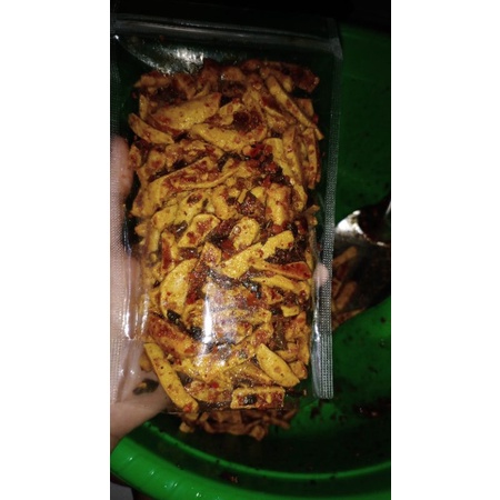 

Basreng pedas daun jeruk