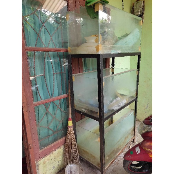 aquarium 3 tingkat plus rangka