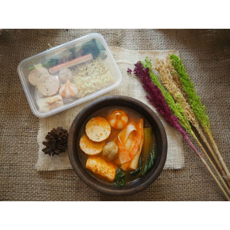 

SUKI TOMYAM (BISA TANPA SAYUR) KEMASAN BOX/TEPAK