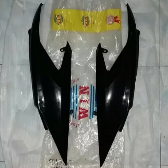 WIN - Cover Body Vario Techno 110 Hitam