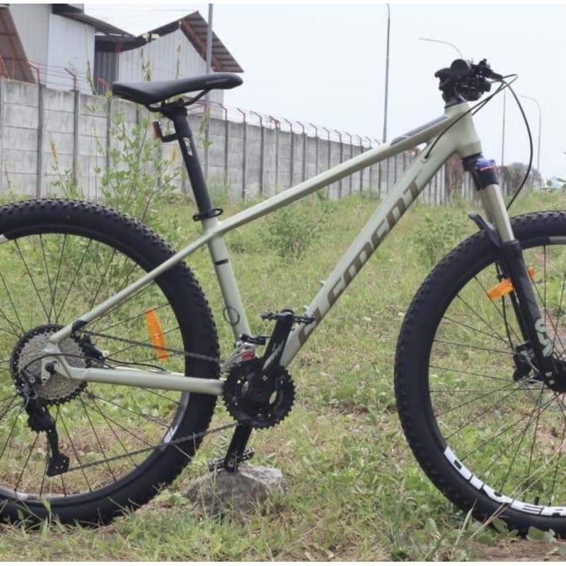 Sepeda gunung MTB 27.5 ELEMENT CYBER Z10 New
