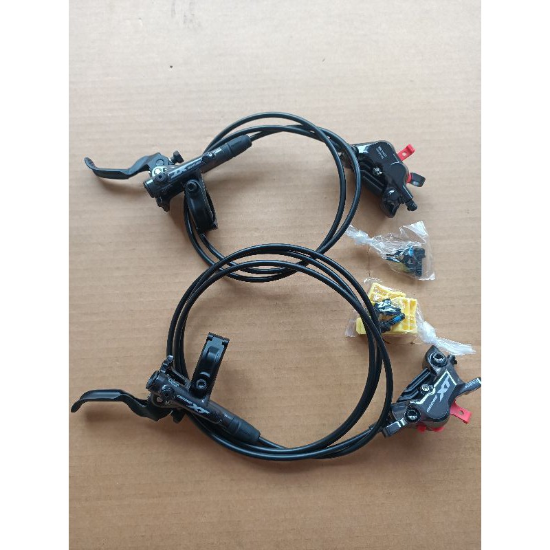 brakeset xt 4 piston m8120 icetech original JAPAN