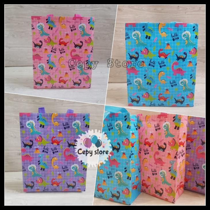 

Tas Souvenir Ulang Tahun Anak / Goodie Bag / Tas Dinosaurus-M