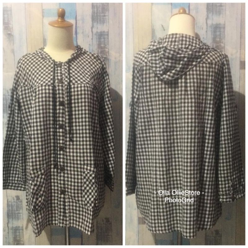Kemeja/Outer Wanita Kotak-Kotak  dengan Hoodie