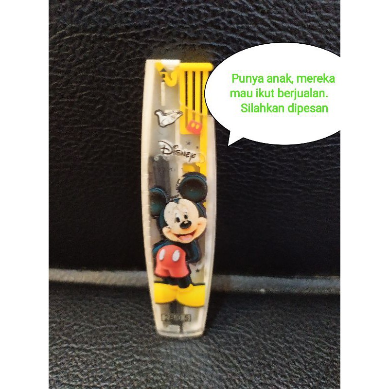 

Isi pensil mekanik 0.5 2B / isi propelled pensil / isi mechanical pensil / isi pensil cetek Micky