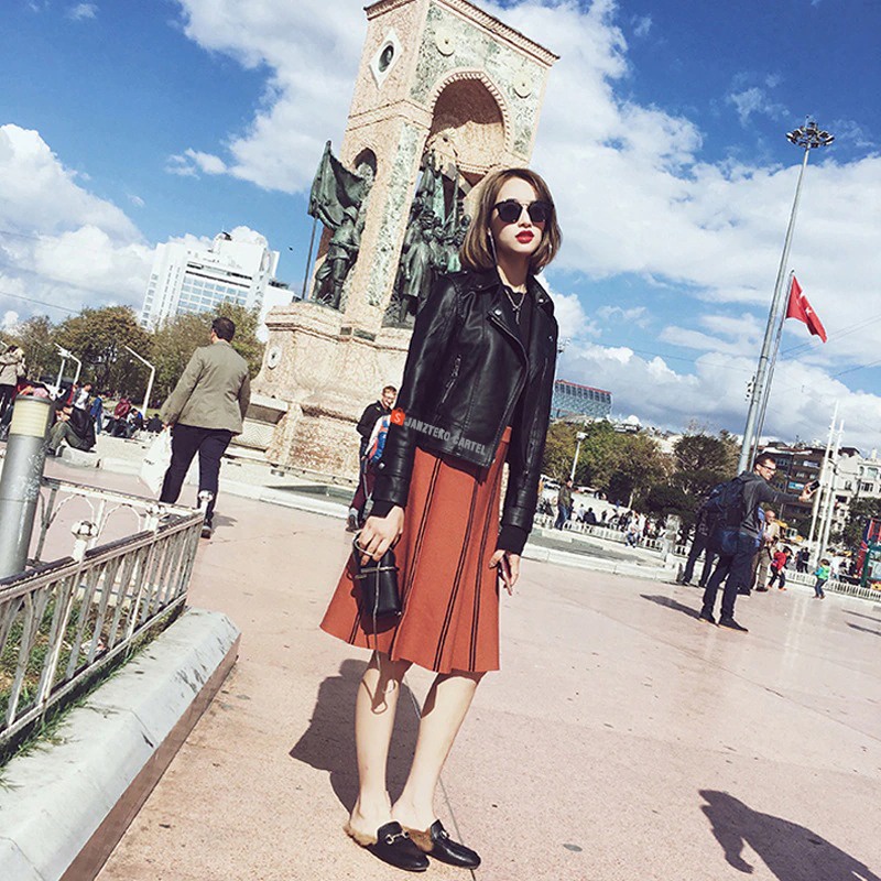 JNK x ARUNA - Jaket Wanita Casual Vintage Zipper Sexy Bahan Semi Kulit Sintetis Viena Faux Synthetic Leather Jacket Original Women Ladies Premium Cewek Perempuan Outfit Hijab Muslim Modern Korea Style KPOP Kekinian Lengan Panjang Longsleeve Resleting 2021