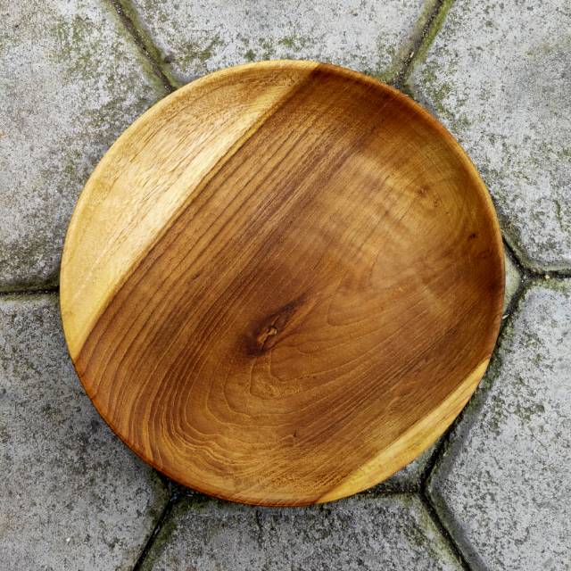 Piring Kayu Jati 20cm