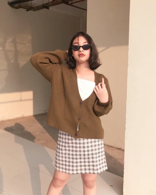 Lila Crop Cardigan Rajut Premium Tebal Cardigan Kancing Oversize-4
