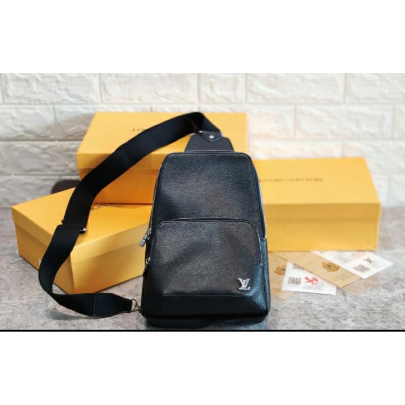 tas cowok ORI kualitas supreme Louis Vuitton warna hitam polos