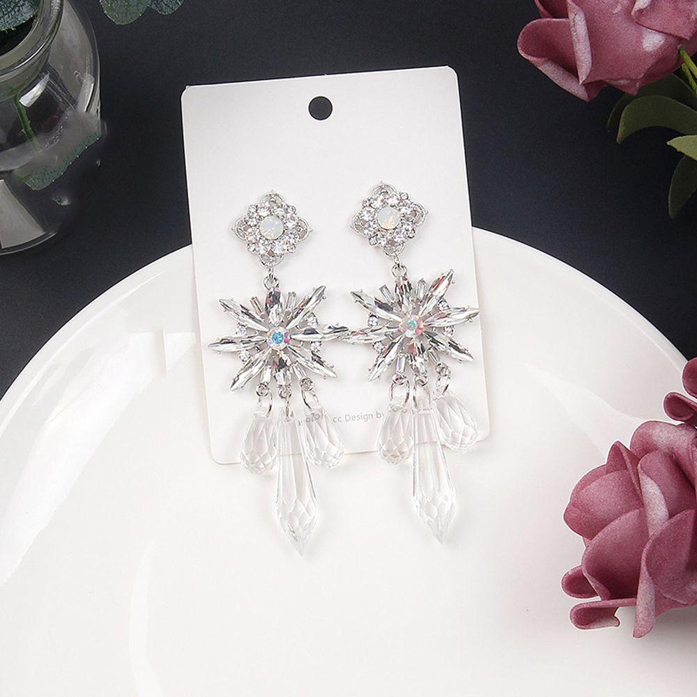 Anting Snowflake Agustina Gadis Salib Fashion Temperamen Gaya Korea Ear Studs