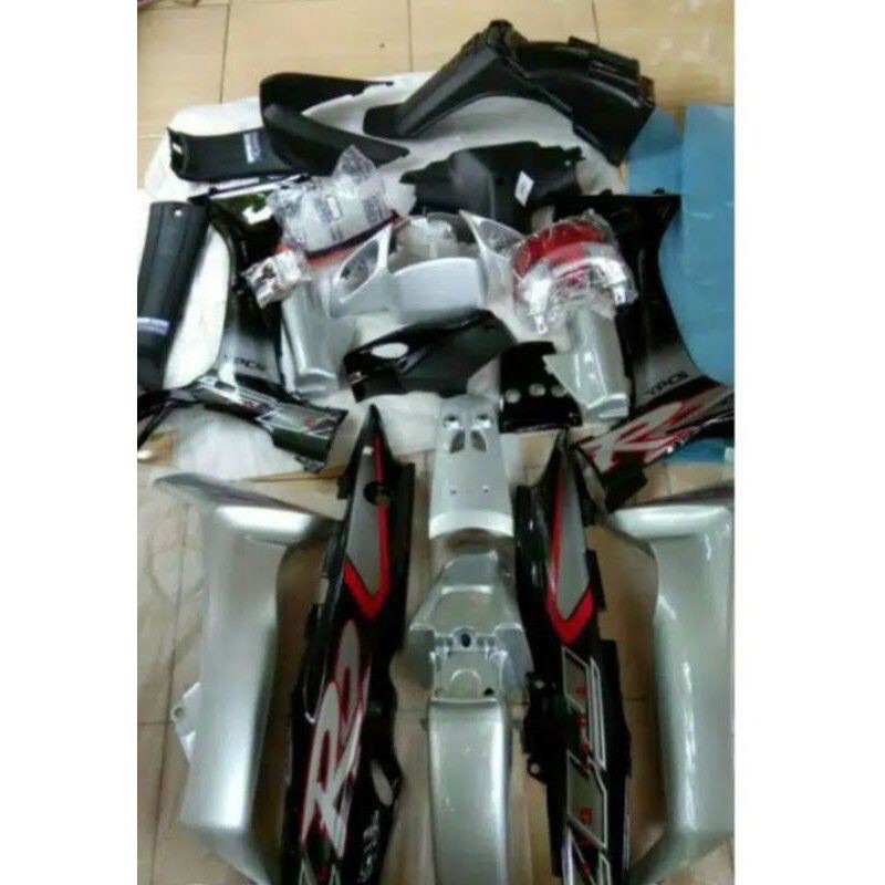 cover body halus depan belakang fizr f1zr caltex hitam silver full set halus