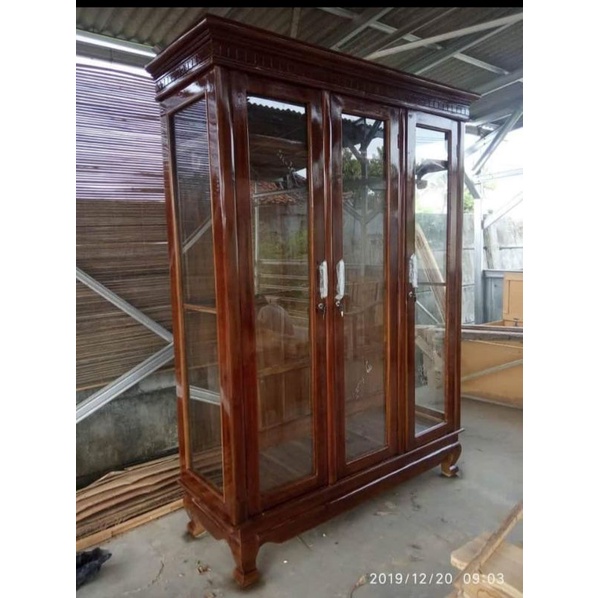 lemari gantungan khusus baju gamis