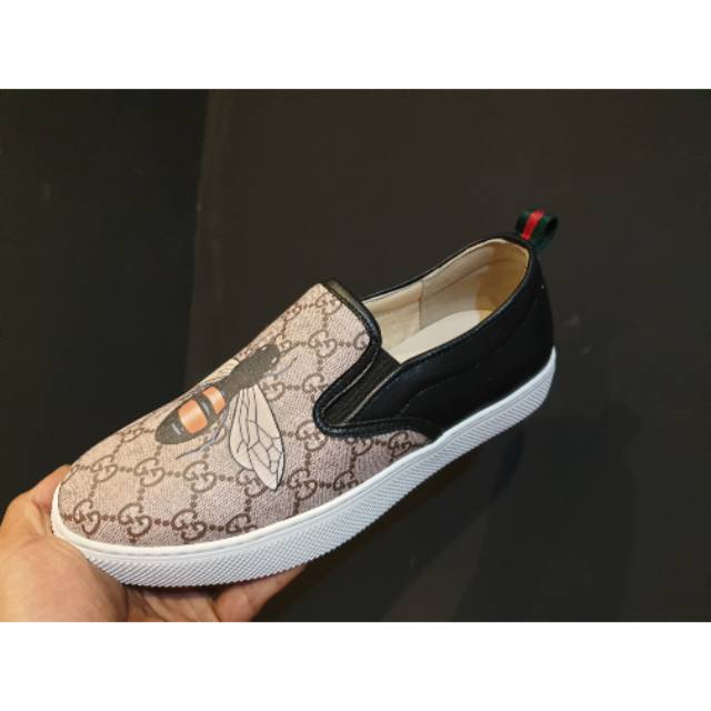 Gucci sneakers slip on tawon premium original