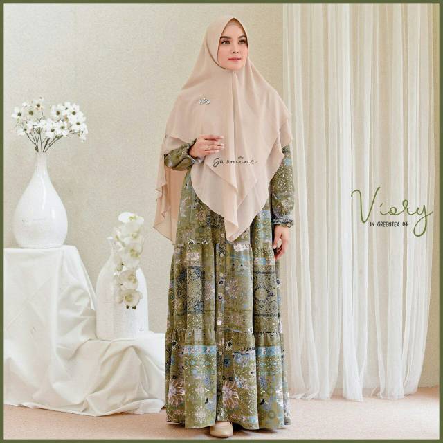 Viory Dress by Jasmine