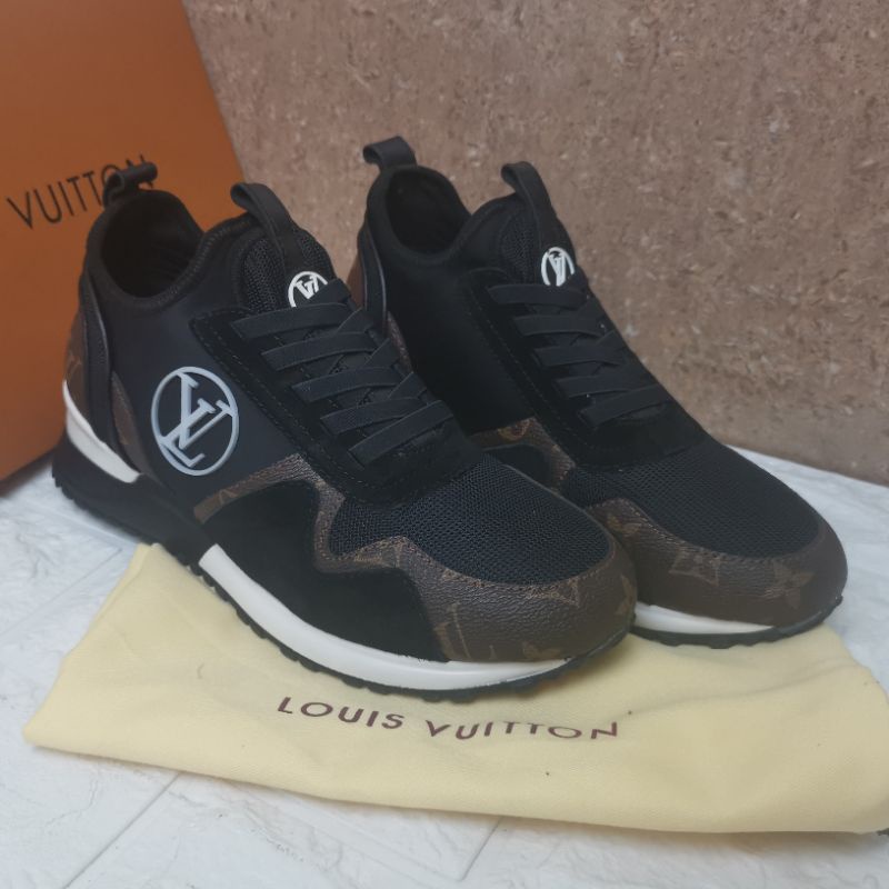 sepatu lv sneaker mirror quality lou is vuitton shoes cowok terlaris new branded terbaru