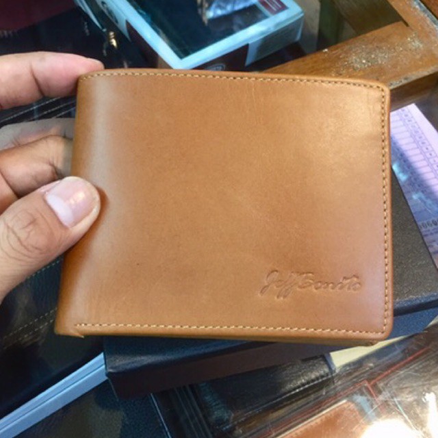 Dompet pria kulit asli berkualitas tinggi model terkini #dompet #dompetpria #dompetcowok #dompetlipa