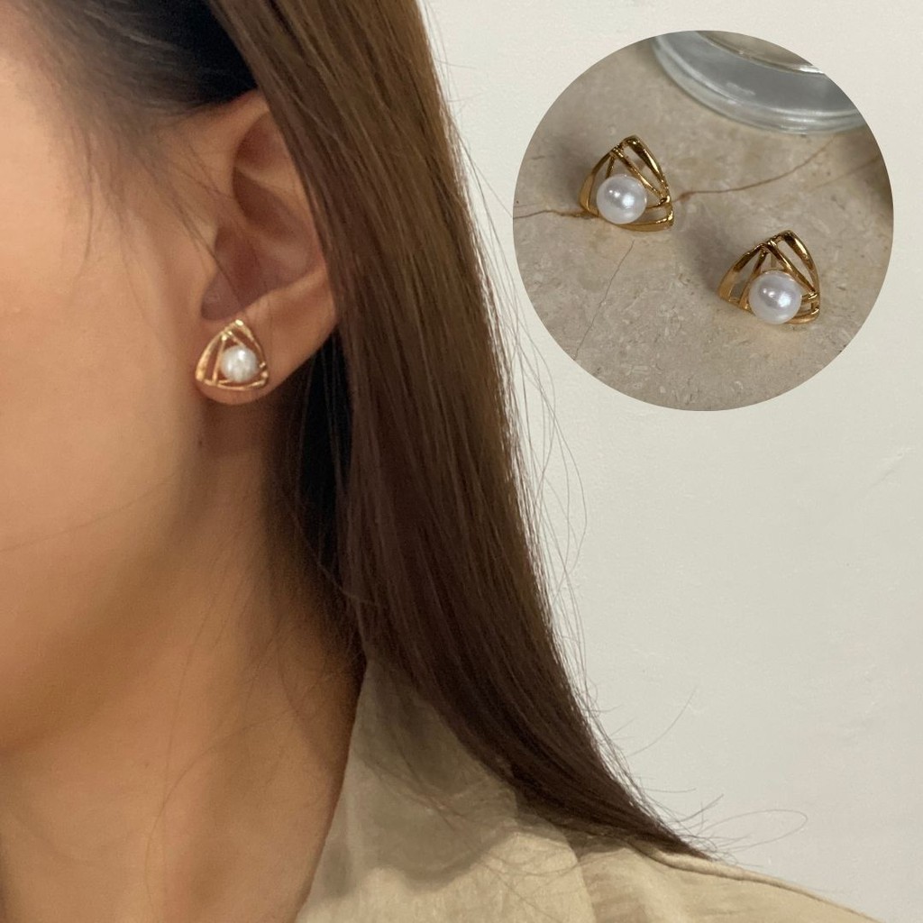 Eden Earrings / Aksesoris Anting Wanita Anting Korea Murah / Fashion Earrings / Anting Rantai / Chain Earrings / Anting Bunga / Anting Mutiara