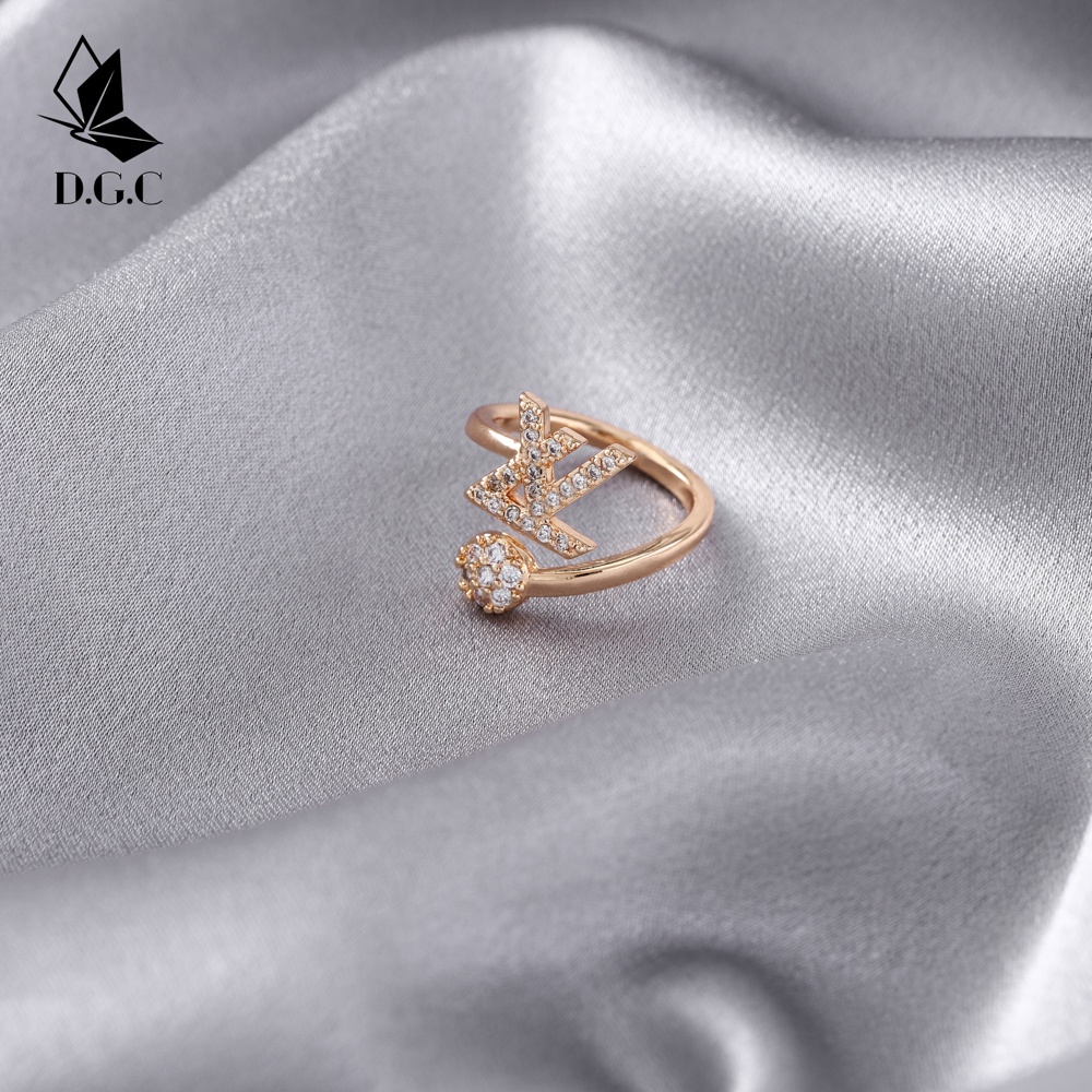 ✨D.G.C Cincin Kristal Berlian Platinum Wanita Fashion Aksesori Perhiasan Zirkon D681