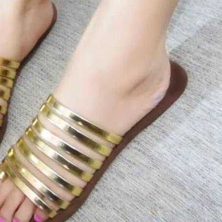 SENDAL SANTAI TEPLEK GELANG RING EMAS