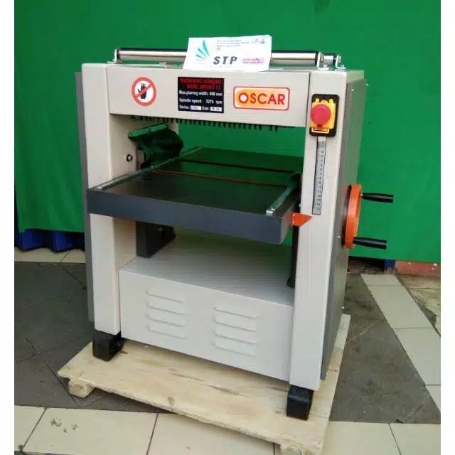 Mb-104-g Planer 16 Oscar