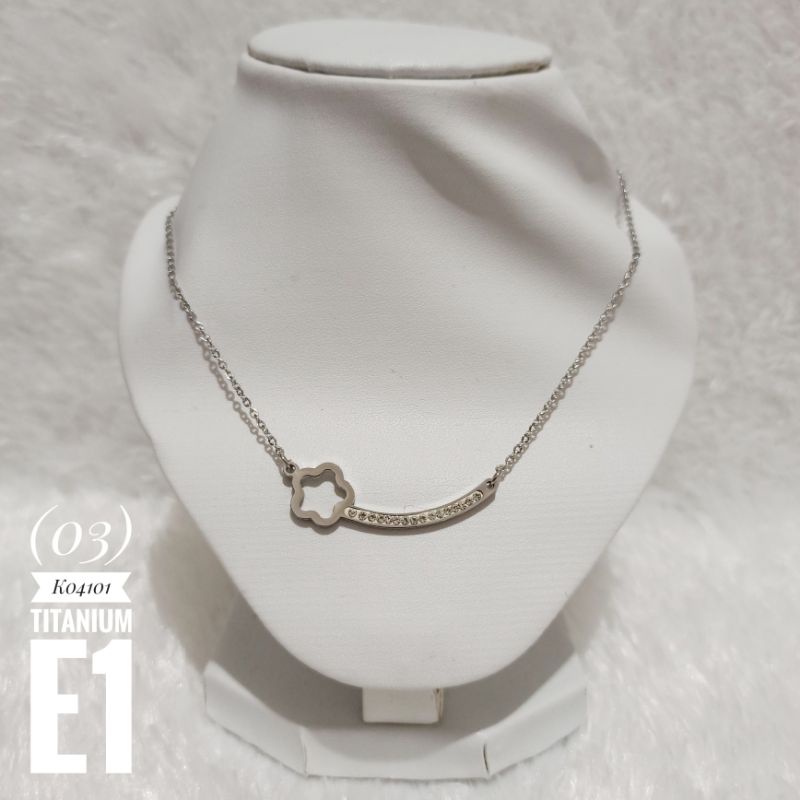 Kalung Titanium Koye Zircon Warna Silver K04101