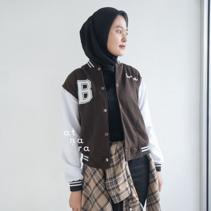 Nara Grosir -  B Beyond The Baseball Jaket l Jaket Varsity Pria dan Wanita