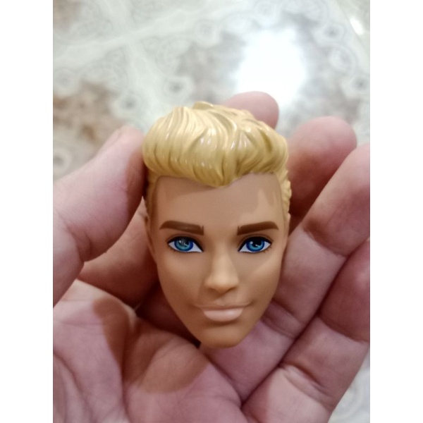 kepala barbie ken chair wheels